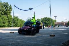 E08_3295